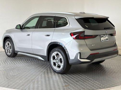 Space Silver Metallic 2026 BMW X1 xDrive28i