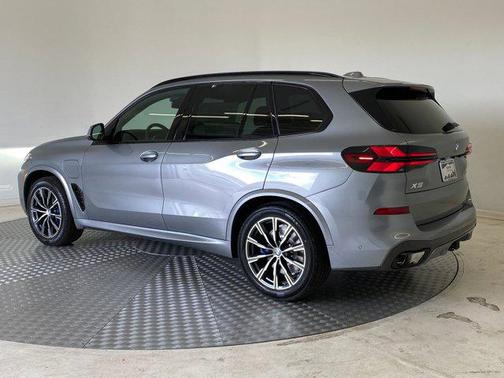 2026 BMW X5 PHEV xDrive50e