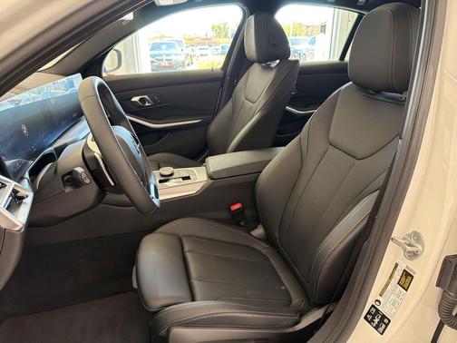 Mineral White Metallic 2025 BMW 330 xDrive