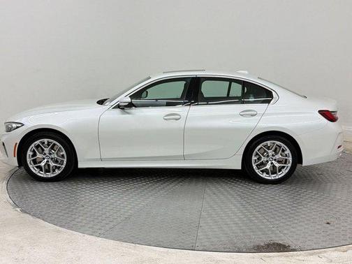 Mineral White Metallic 2025 BMW 330 xDrive