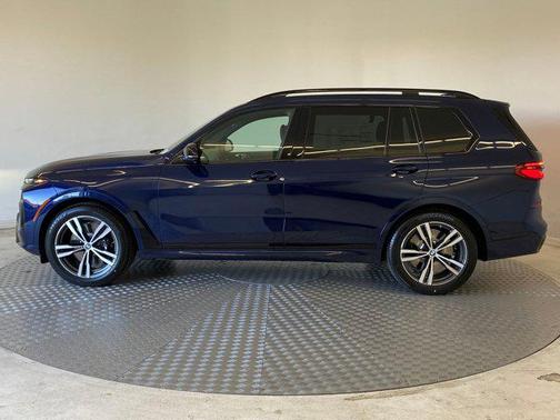 2026 BMW X7 M60i