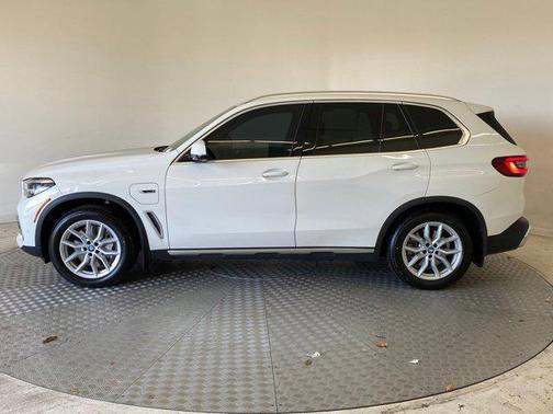 2022 BMW X5 PHEV xDrive45e
