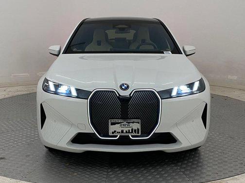2026 BMW iX xDrive45
