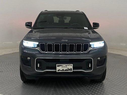 2022 Jeep Grand Cherokee Overland
