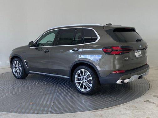 2026 BMW X5 PHEV xDrive50e