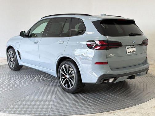 Brooklyn Grey Metallic 2026 BMW X5 PHEV xDrive50e