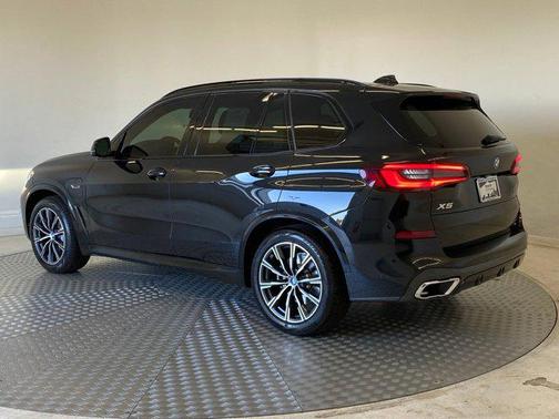 2022 BMW X5 PHEV xDrive45e