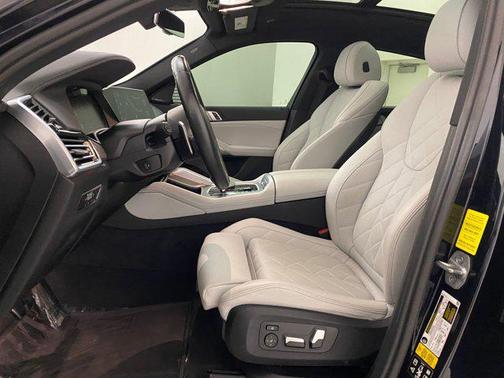 2023 BMW X6 xDrive40i