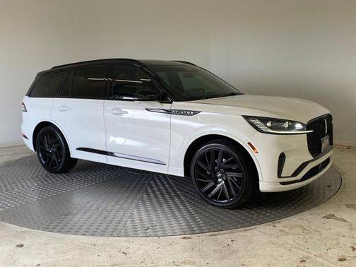 2025 Lincoln Aviator Black Label AWD