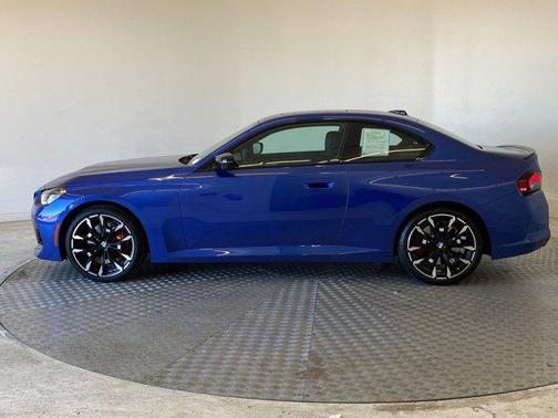 2026 BMW M240 i xDrive