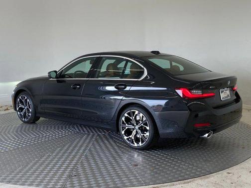 2026 BMW 330 i xDrive