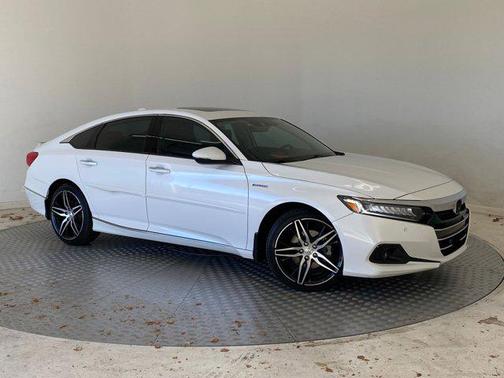 2022 Honda Accord Hybrid Touring