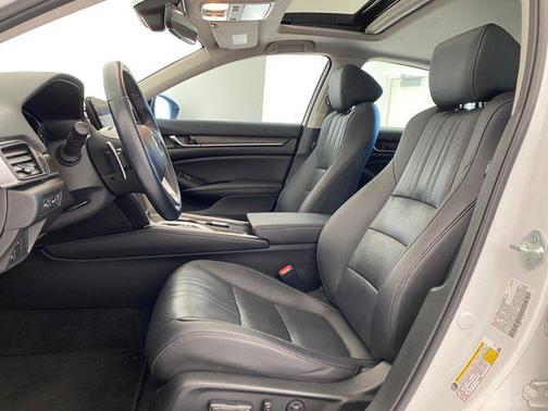 2022 Honda Accord Hybrid Touring