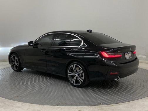 2021 BMW 330 xDrive