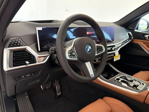 Brooklyn Grey Metallic 2026 BMW X5 PHEV xDrive50e