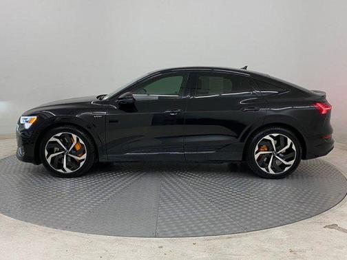 2022 Audi e-tron Sportback S line Premium Plus