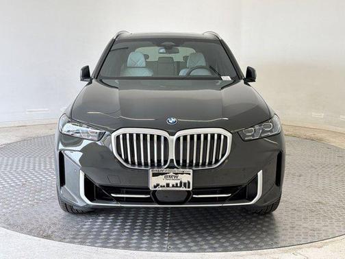 Dravit Grey Metallic 2026 BMW X5 PHEV xDrive50e
