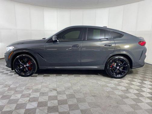 2023 BMW X6 M50i