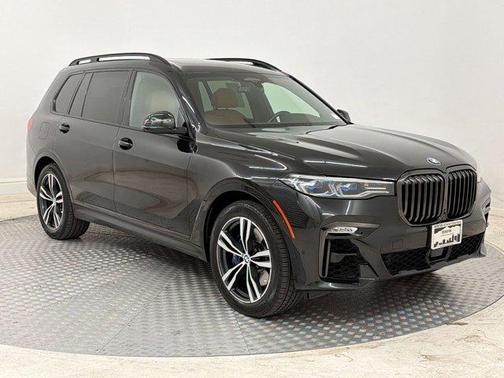Black Sapphire Metallic 2021 BMW X7 M50i