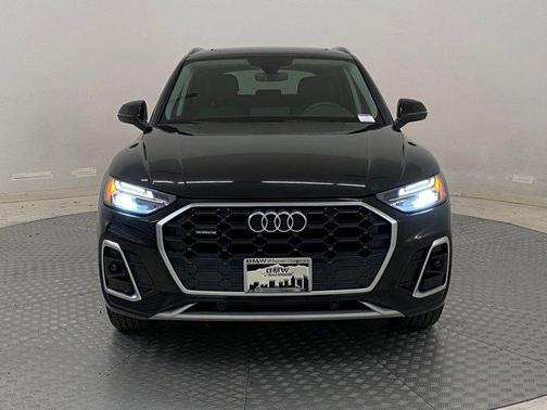 2023 Audi Q5 45 S line Premium