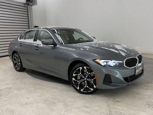 2025 BMW 330 i xDrive