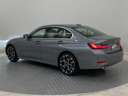 2025 BMW 330 i xDrive