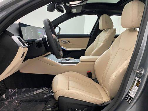 2025 BMW 330 i xDrive