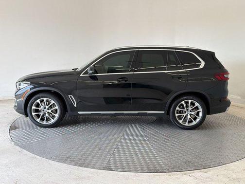 Black Sapphire Metallic 2023 BMW X5 xDrive40i
