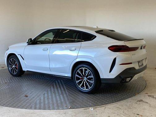2026 BMW X6 xDrive40i