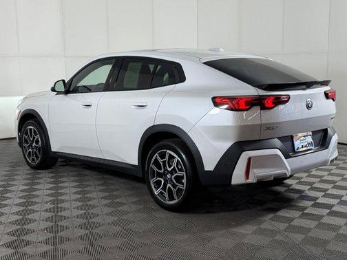 2025 BMW X2 xDrive28i