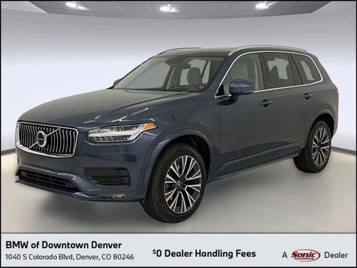 2022 Volvo XC90 T6 Momentum