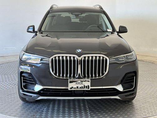 Dark Graphite Metallic 2022 BMW X7 xDrive40i