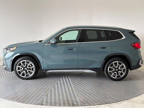 Cape York Green Metallic 2026 BMW X1 xDrive28i