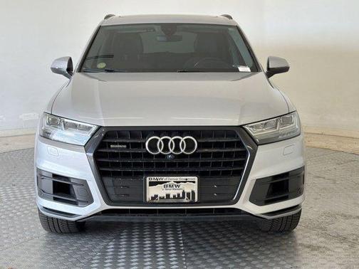 Florett Silver Metallic 2018 Audi Q7 3.0T Prestige