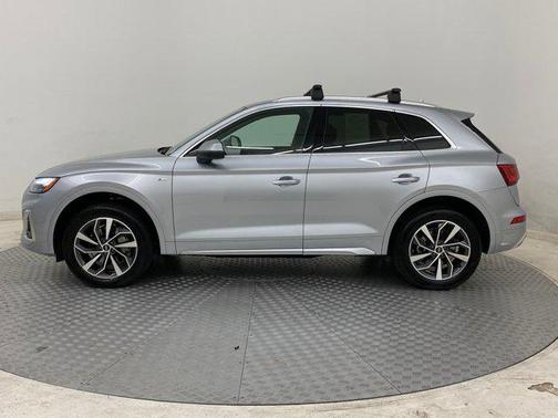 2022 Audi Q5 45 S line Premium Plus