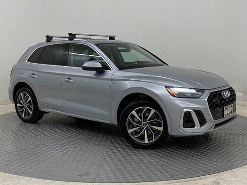 2022 Audi Q5 45 S line Premium Plus
