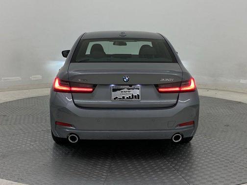 2024 BMW 330 i xDrive