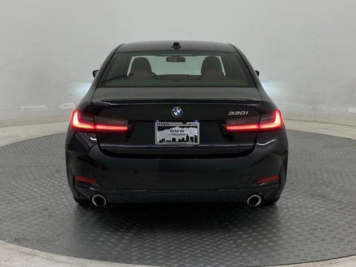 2023 BMW 330 330i