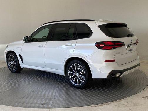 2026 BMW X5 PHEV xDrive50e
