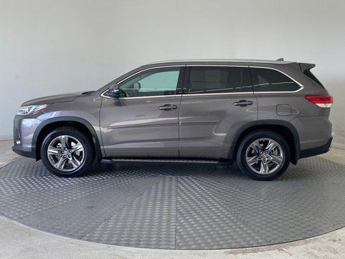 2019 Toyota Highlander Limited Platinum
