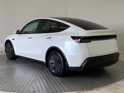 2026 Tesla Model Y Premium All-Wheel Drive