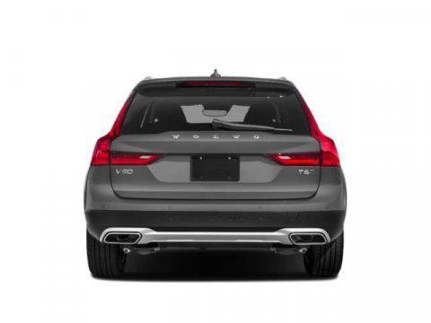 2018 Volvo V90 Cross Country T6
