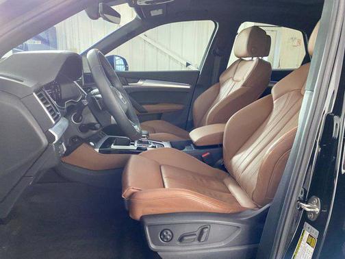 2025 Audi Q5 45 S line Premium Plus