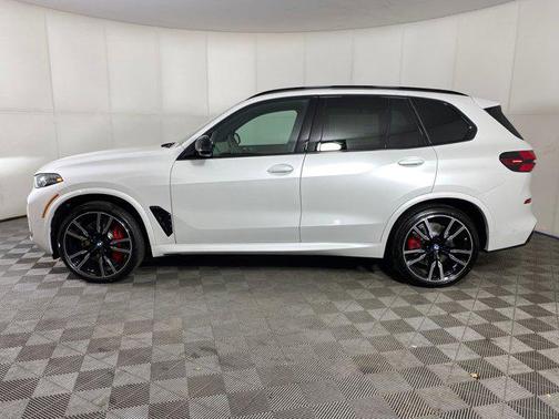 2026 BMW X5 M60i