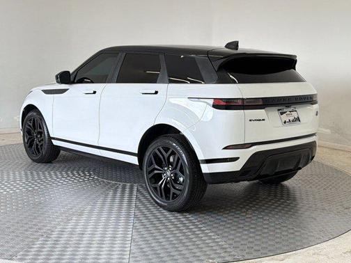 Fuji White 2021 Land Rover Range Rover Evoque R-Dynamic SE