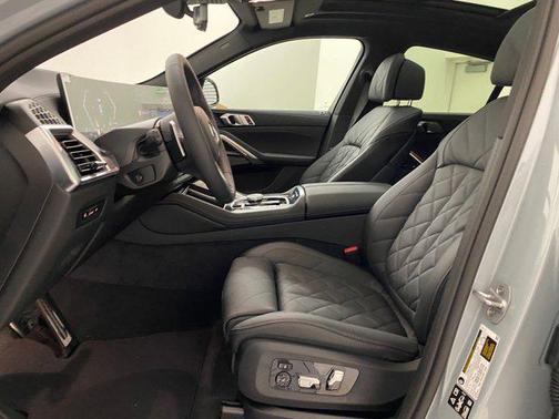 2026 BMW X6 xDrive40i