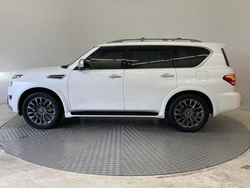 2023 Nissan Armada Platinum 4WD