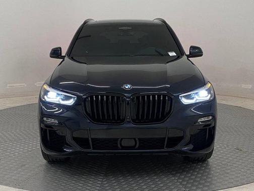 2021 BMW X5 M50i