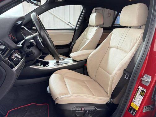 Melbourne Red Metallic 2017 BMW X4 M40i