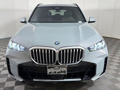 Gray 2026 BMW X5 xDrive40i